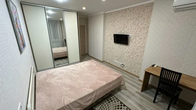 1-к. квартира, 40 м², 11/16 эт., Малахова 123