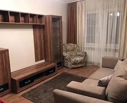 1-к. квартира, 35 м², 4/9 эт., Малахова 55