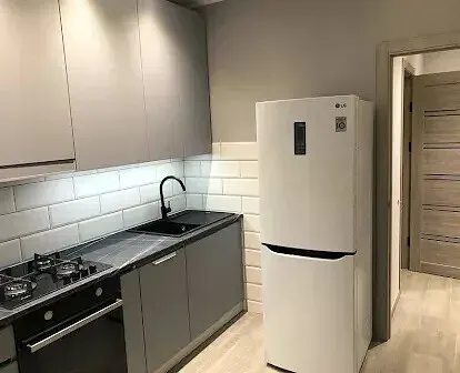 1-к. квартира, 30 м², 2/5 эт., Ленина 45Б центр