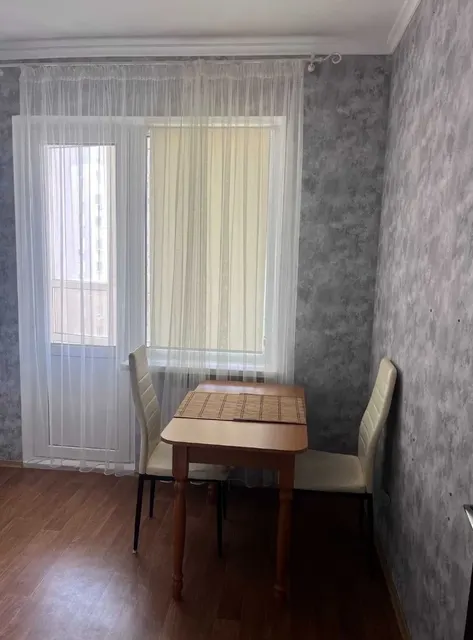 1-к. квартира, 36 м², 5/10 эт., Строителей 34