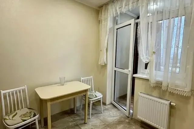 1-к. квартира, 36 м², 5/9 эт., Сдам квартиру в центре